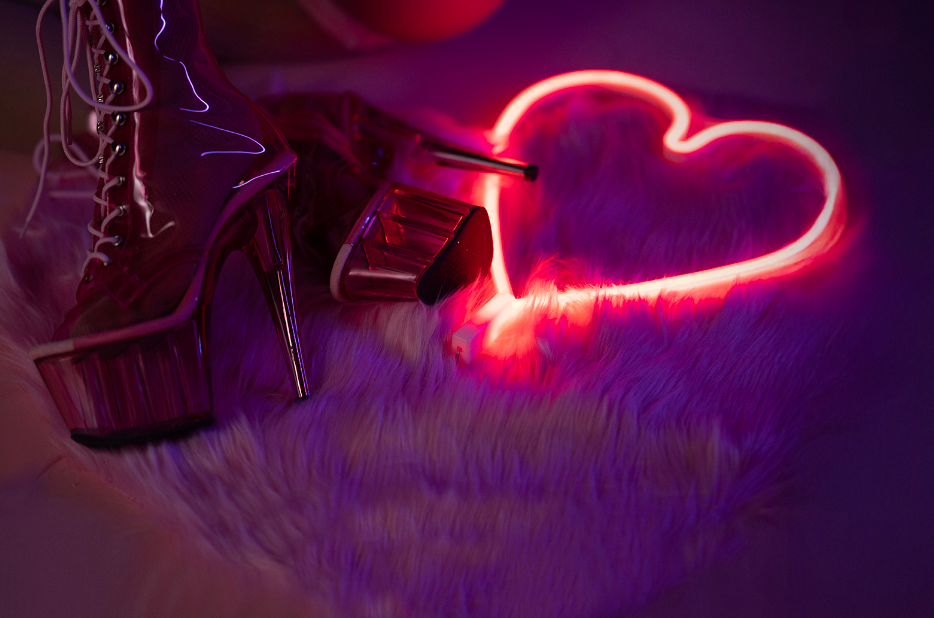 BE MY KINKY VALENTINE 🌹