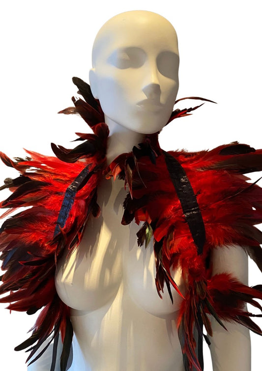 KINKY DIVA - FJER BOLERO