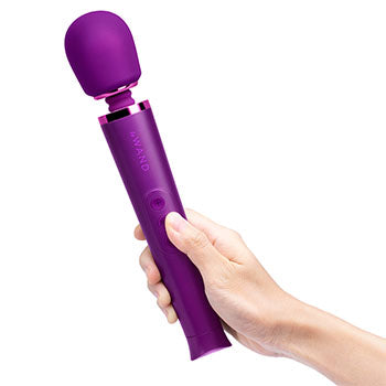 LE WAND - PETITE GENOPLADELIG MASSAGE APPARAT LILLA